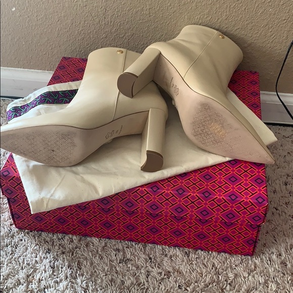 Only 1 Time worn.! - Picture 3 of 6